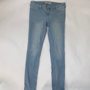 Light Blue 5R Hollister Skinny Jeans